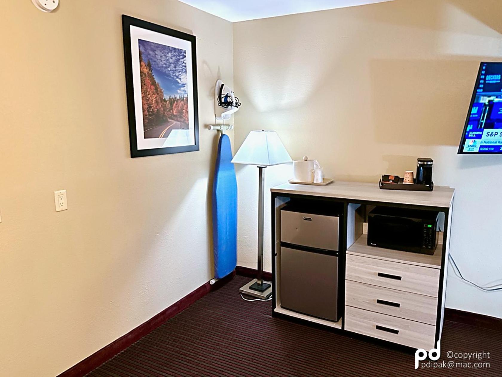 Travel Inn & Suites Flemington Exterior photo